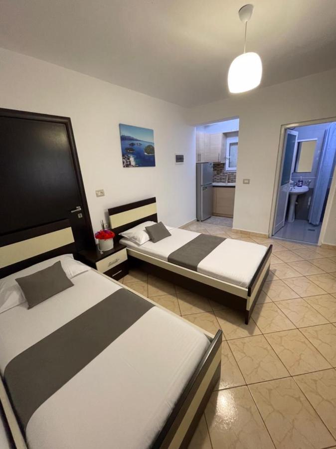 Guesthouse Flamur Ksamil Exterior photo