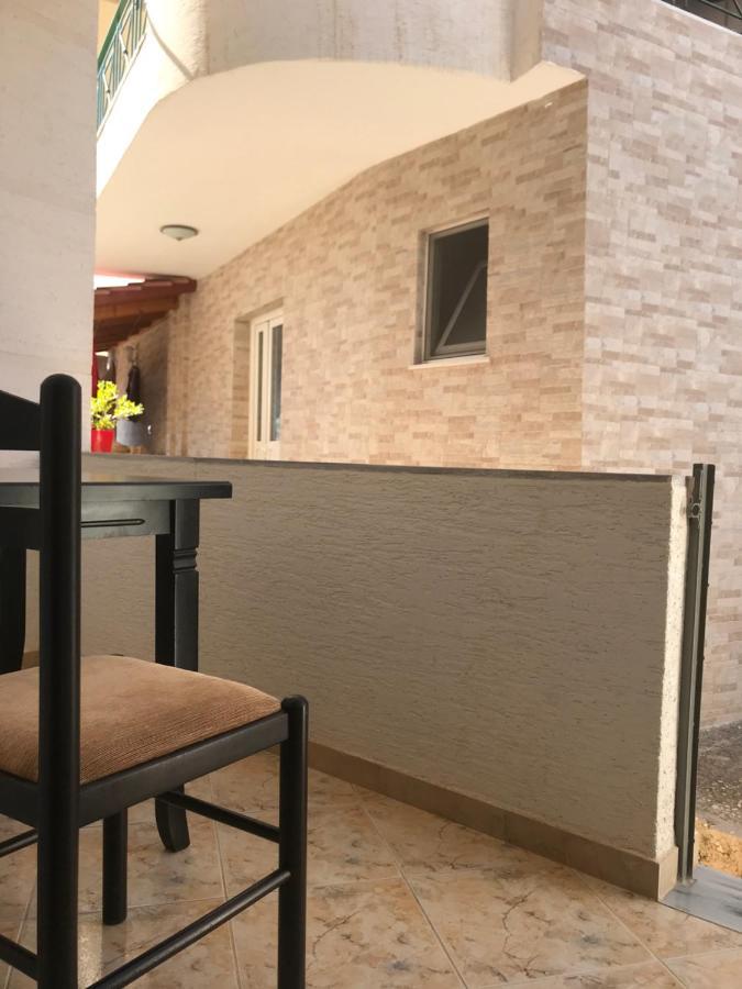 Guesthouse Flamur Ksamil Exterior photo
